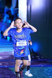 BIB: 4352
                            <button type="button" onclick="openModal(26221126)" class="btn btn-primary btn-sm float-right btn-popup" data-toggle="modal" data-target=".modal-high-quality">
                        <i class="fas fa-shopping-cart"></i> Add to Cart
                    </button>
                                            <button type="button" onclick="isThisMe(26221126, true)" class="btn btn-success btn-sm float-right btn-popup btn-isme hidden" data-toggle="tooltip" data-placement="bottom" title="นี่คือรูปของคุณใช่ไหม คลิกที่นี่เพื่อเอาเข้าอัลบั้ม">
                        <i class="fas fa-plus"></i> Add to album
                    </button>
                    <button type="button" onclick="isThisMe(26221126, false)" class="btn btn-warning btn-sm float-right btn-popup btn-isnotme hidden">
                        <i class="fas fa-ban"></i> Remove from album
                    </button>